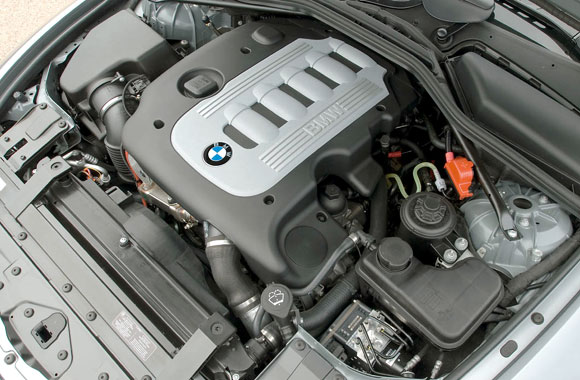 Forr�s: BMW