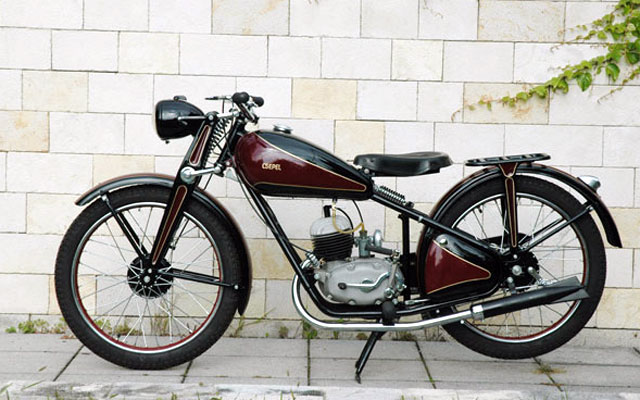 Forr�s: Oldtimer Press