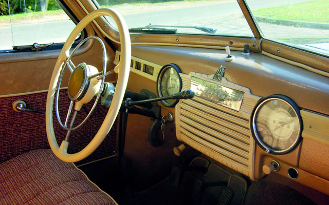 Fot�: Papp Zolt�n (Veter�n Aut� �s Motor)