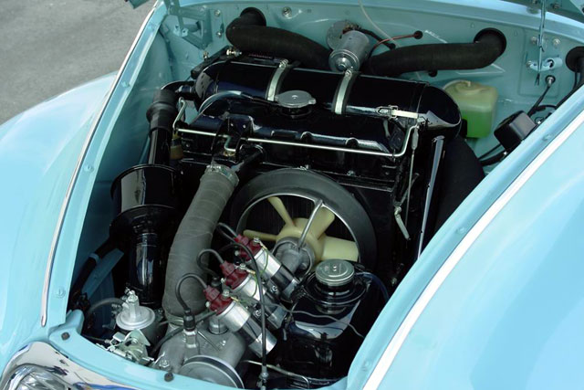 Fot�: Papp Zolt�n (Veter�n Aut� �s Motor)
