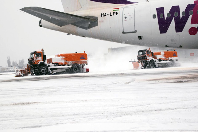 Forr�s: Budapest Airport fot�