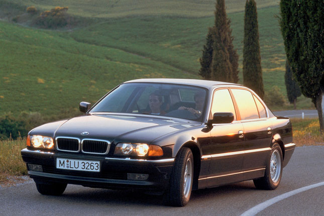 Forr�s: BMW