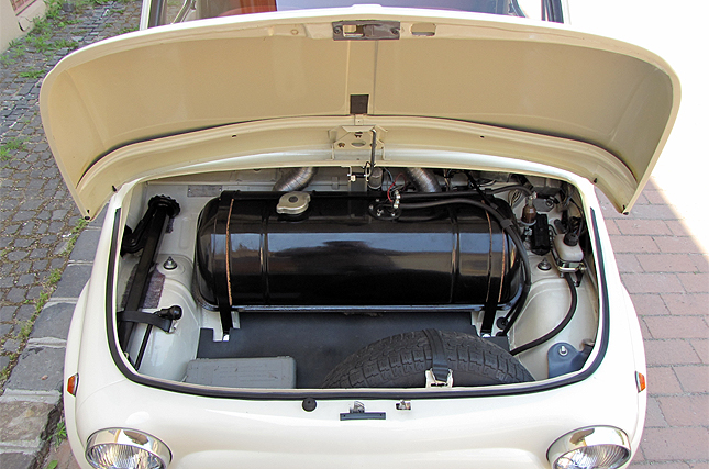 Fot�: Karner Mikl�s/Retro Mobil