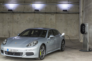 Forr�s: Porsche